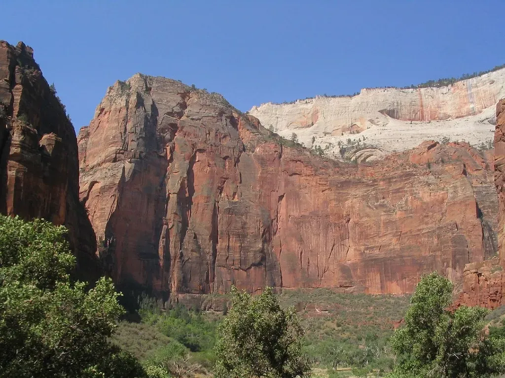 Climate Swings, Floods, and the Power of Sudden Change (Ken Lund, Flickr, CC BY-SA 2.0)