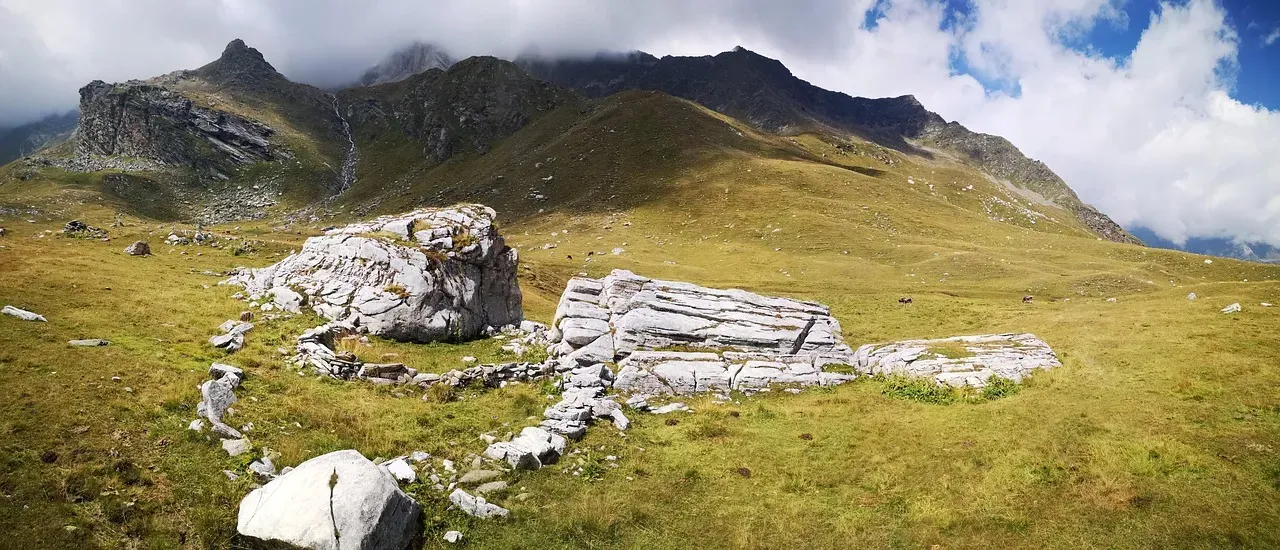#10 - Europe's Palaeolithic Contamination Scandal (Image Credits: Pixabay)