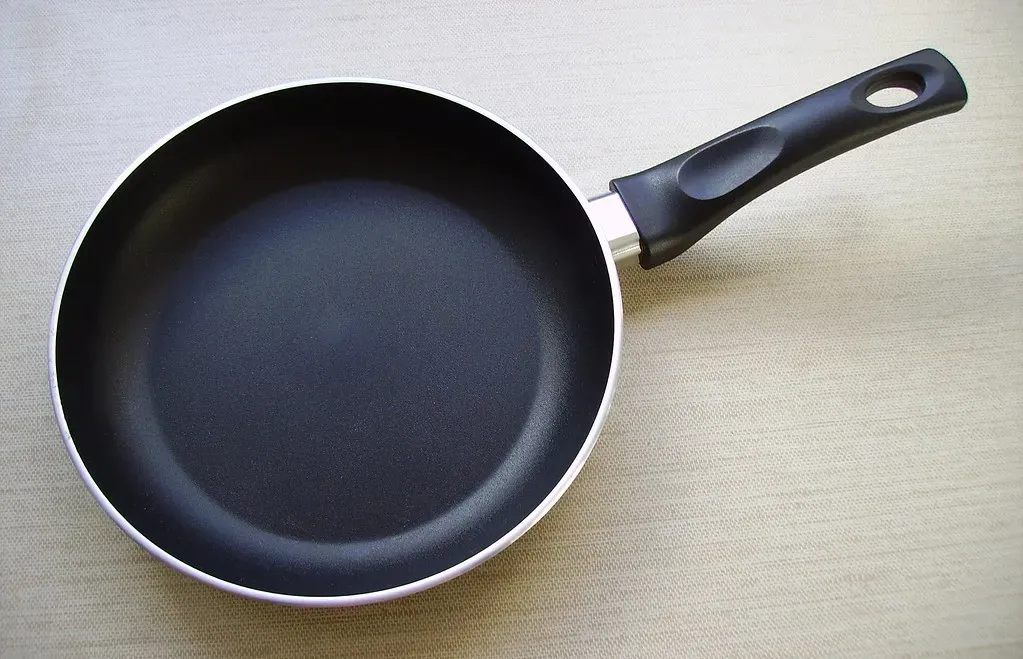 7. Teflon: An Empty Tank That Wasn’t Really Empty (Image Credits: Flickr)
