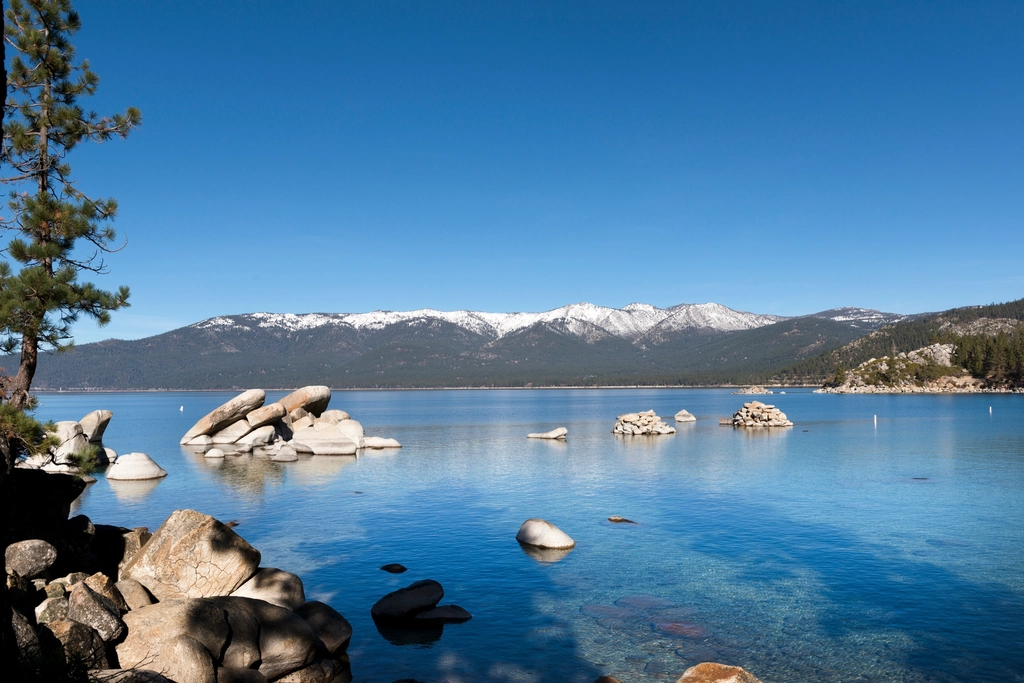 Lake Tahoe, California–Nevada: Granite Walls, Sapphire Water, and a Warming Signal (Image Credits: Rawpixel)