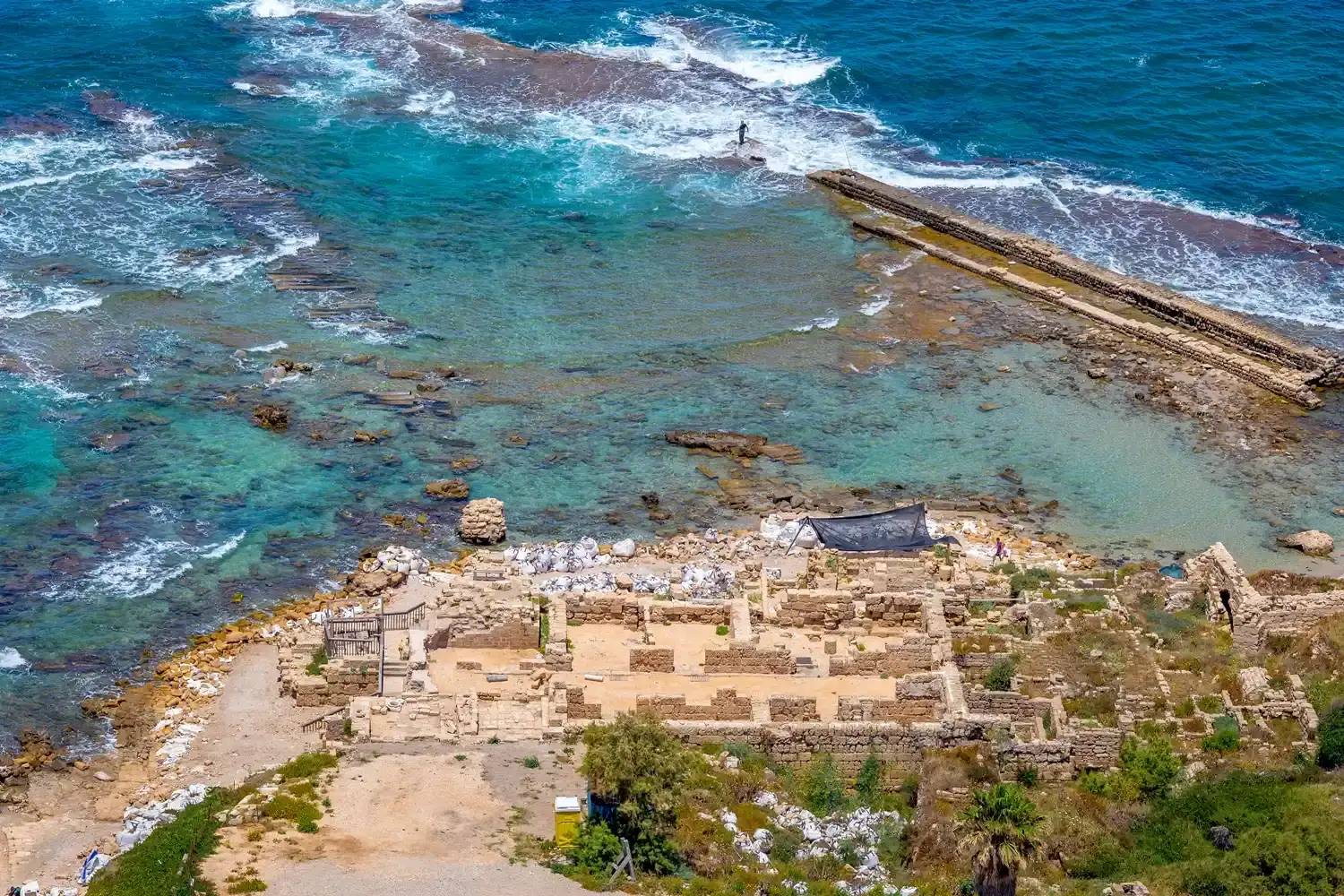 7. The Eastern Mediterranean's "Palaeo-Harbours" That Sank Faster Than the Models Allow (By RonGafni, CC BY-SA 4.0)