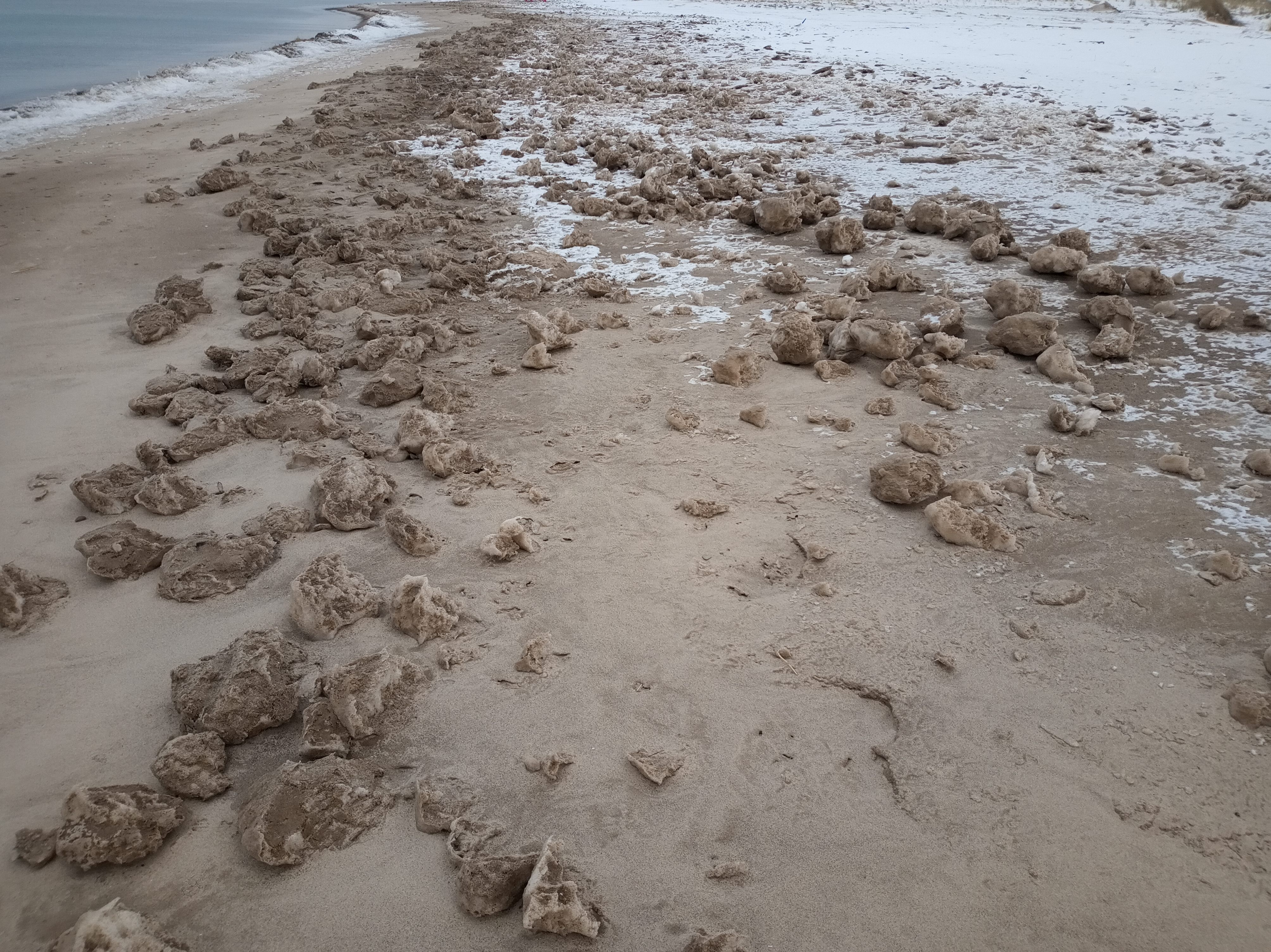 Famous Locations Where Ice Balls Appear (Image Credits: Wikimedia)