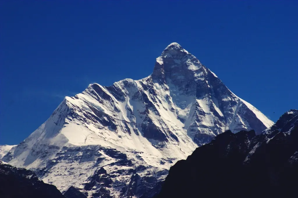 6. Nanda Devi and the Himalayas’ Inner Fortress Peaks (By Anirban c8, CC BY-SA 4.0)