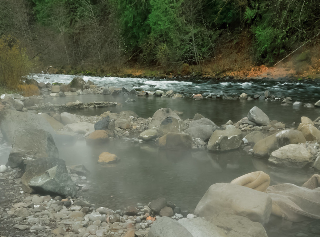 Goldmyer Hot Springs, Washington - Cascade Mountain Faults (Image Credits: Flickr)