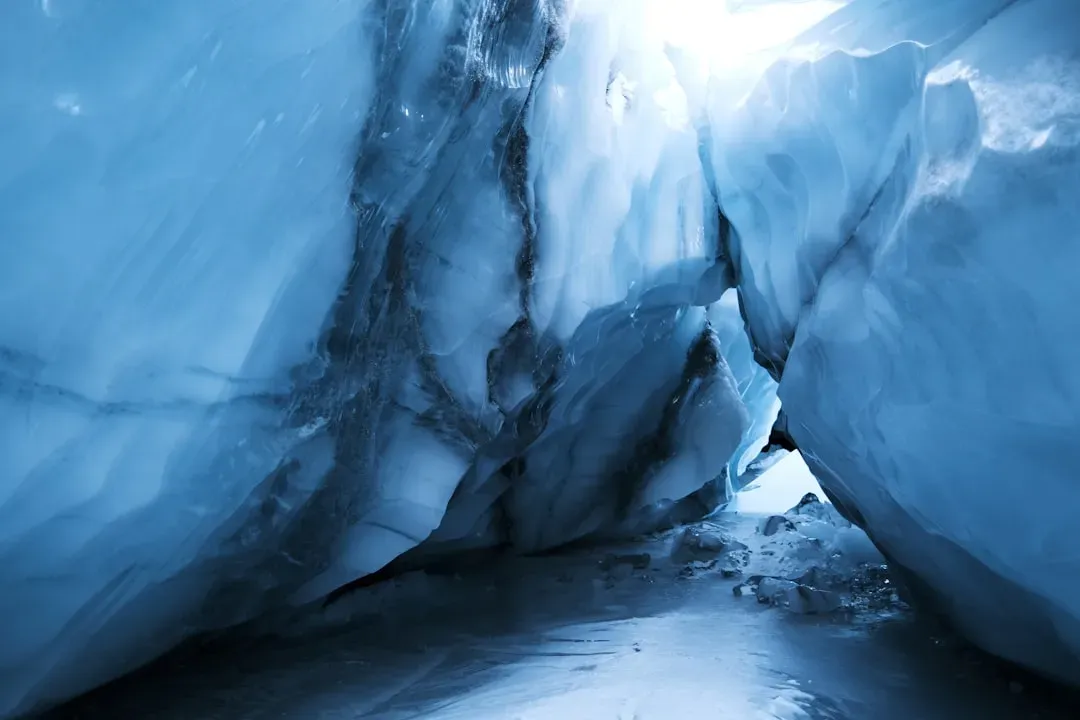 Glacier Ice Caves That Melt and Rebuild Every Year (Image Credits: Unsplash)
