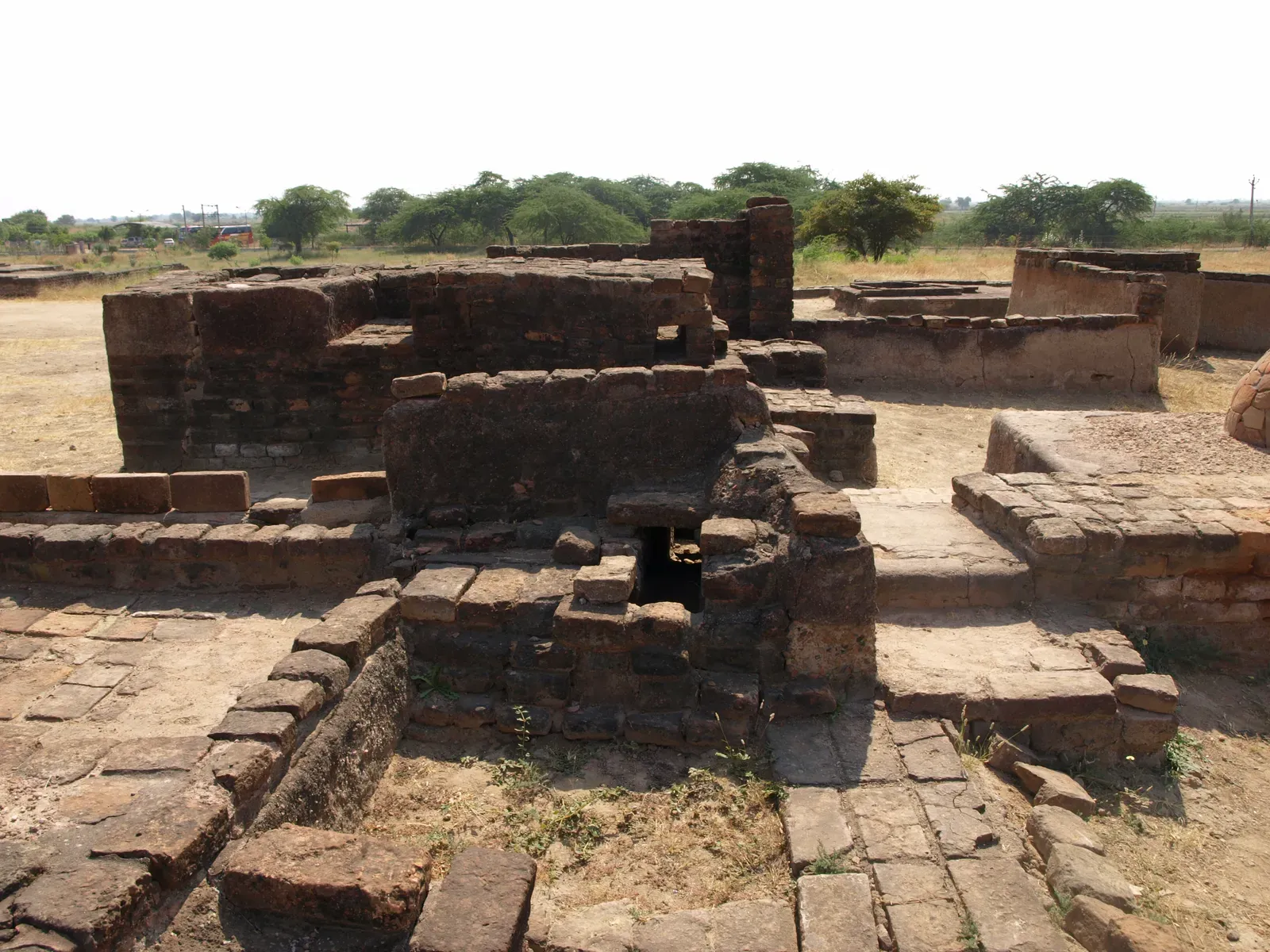 The Indus Valley Civilization: Urban Planning That Shames Modern Cities (Image Credits: Wikimedia)