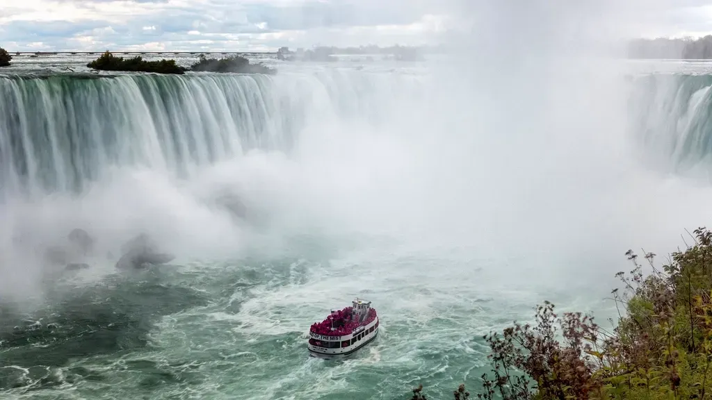 What This Means for the Future of Big Natural Wonders (Image Credits: Rawpixel)