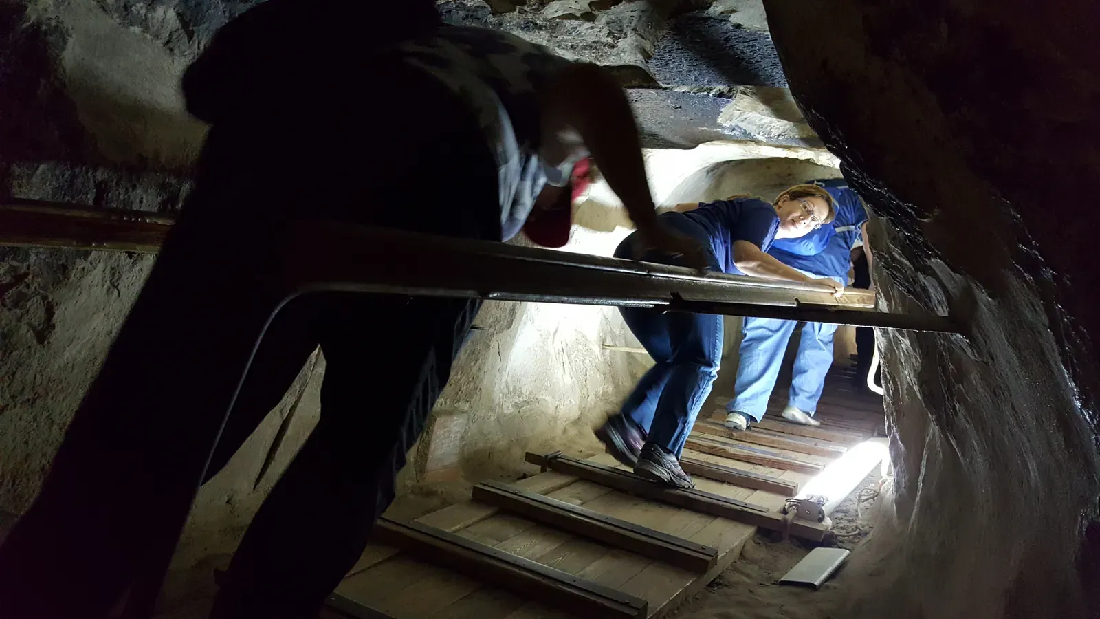 The Hidden Chambers and Lost Technology (Image Credits: Wikimedia)