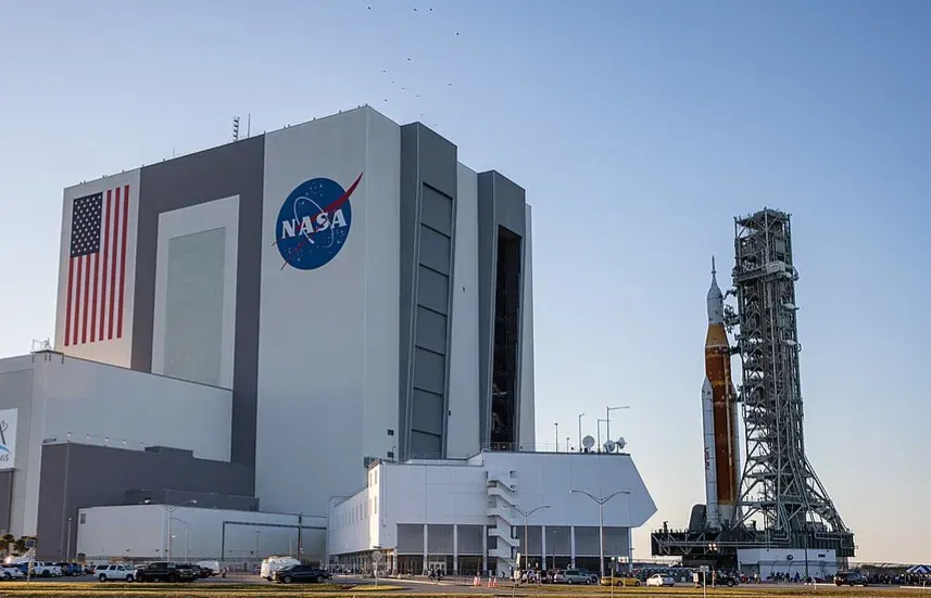 The Journey to the Launch Pad (Image Credits: Flickr)