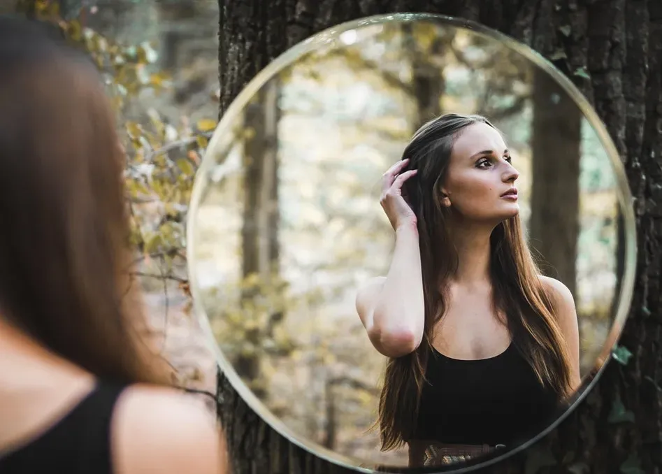 The Quiet Horror And Quiet Beauty Of Self-Reflection (Image Credits: Pixabay)