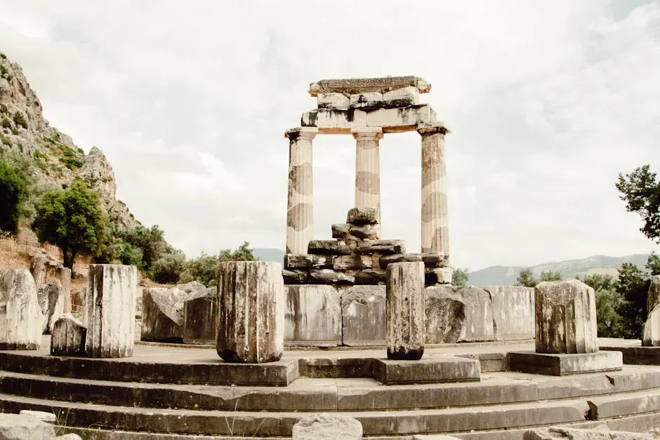 The Oracle Rituals at Ancient Delphi (Image Credits: Pexels)