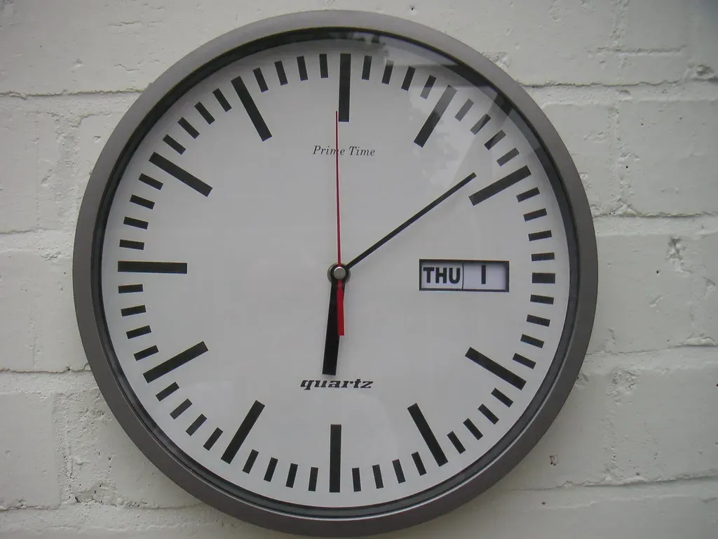 8. The Tick of a Clock: Rhythm That Rewires Your Perception of Time (☺ Lee J Haywood, Flickr, CC BY-SA 2.0)