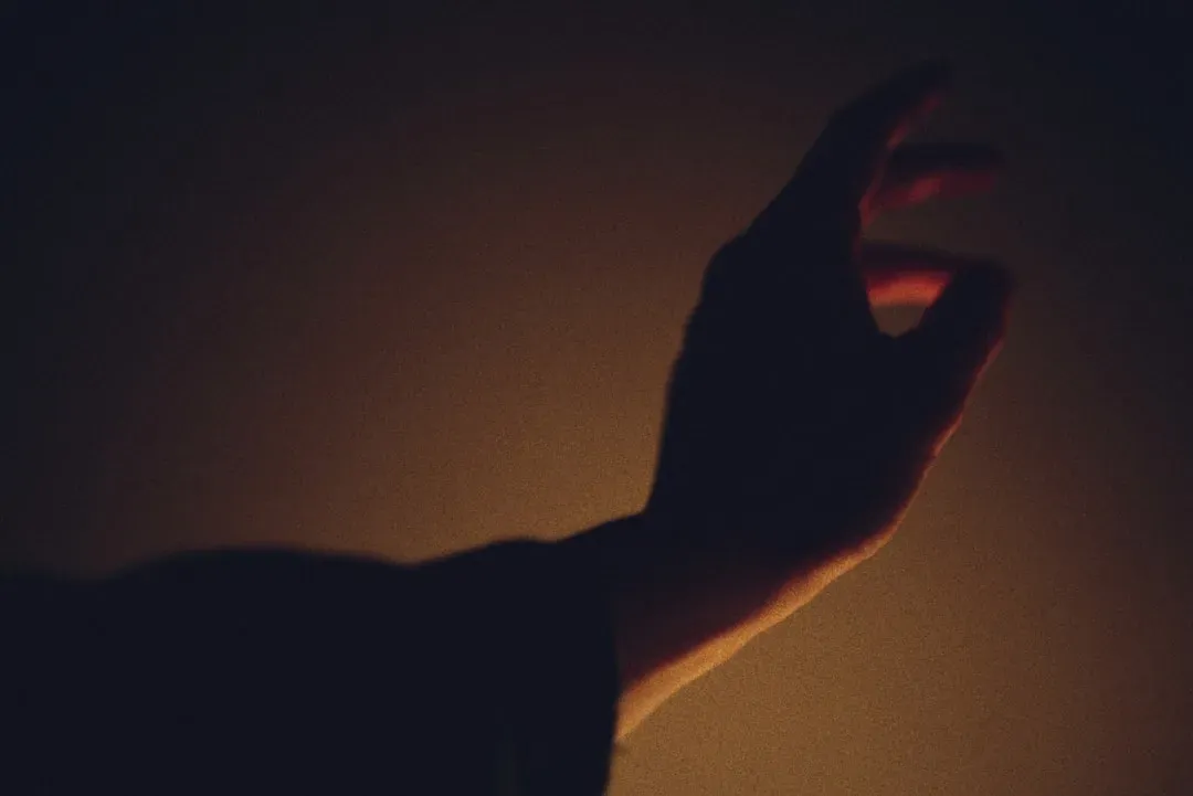 Living With Uncertainty: How Readers Can Engage With the Question (Image Credits: Unsplash)