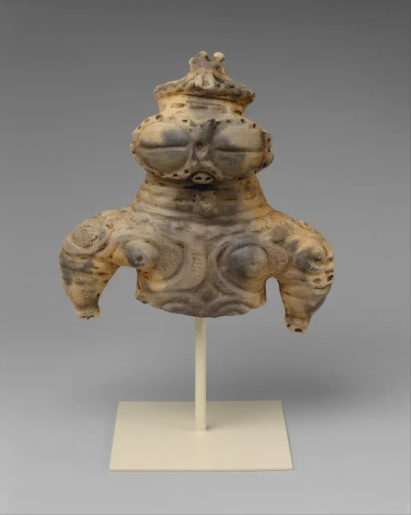 10. Dogū Figurines: Strange “Goggle-Eyed” Figures from Prehistoric Japan (Image Credits: Rawpixel)