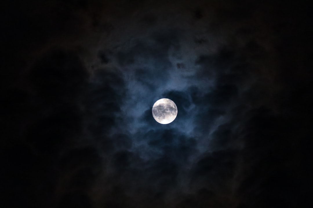 The Hidden Clues in Practice (Image Credits: Unsplash)