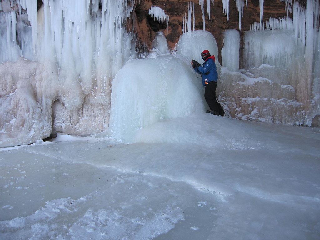 Seasonal Changes in the Frozen Orchestra (Image Credits: Flickr)