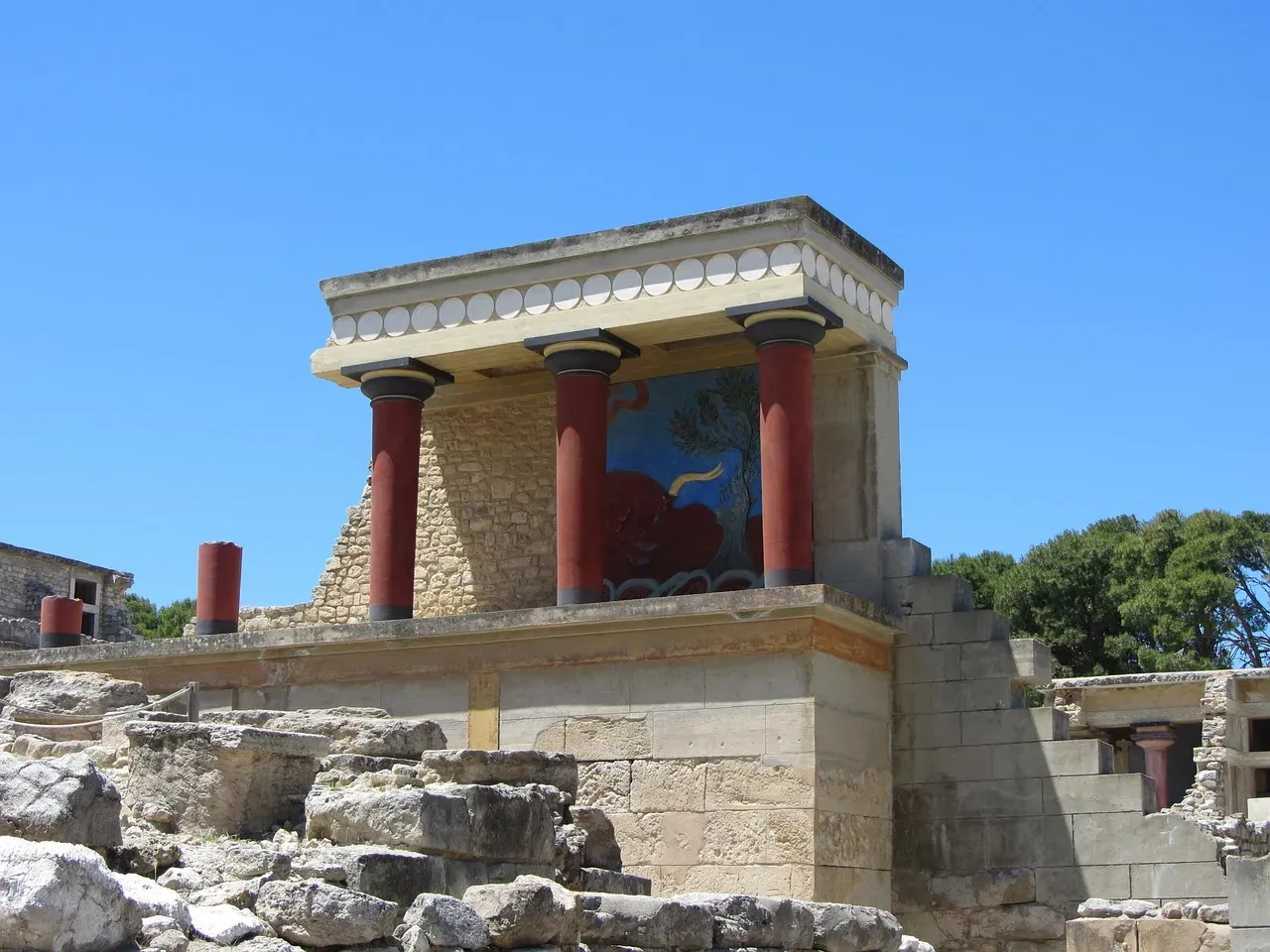 The Minoans: The Vanished Power of Bronze Age Crete (Image Credits: Pixabay)