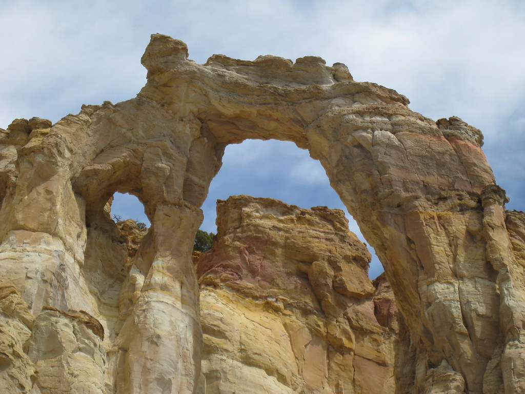 Grosvenor Arch: The Monument's Towering Giant (Image Credits: Flickr)