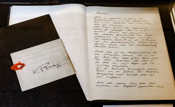 #6 - The Hitler Diaries: A $6 Million Forgery That Duped Major Magazines (Pouazity, Flickr, CC BY 2.0)