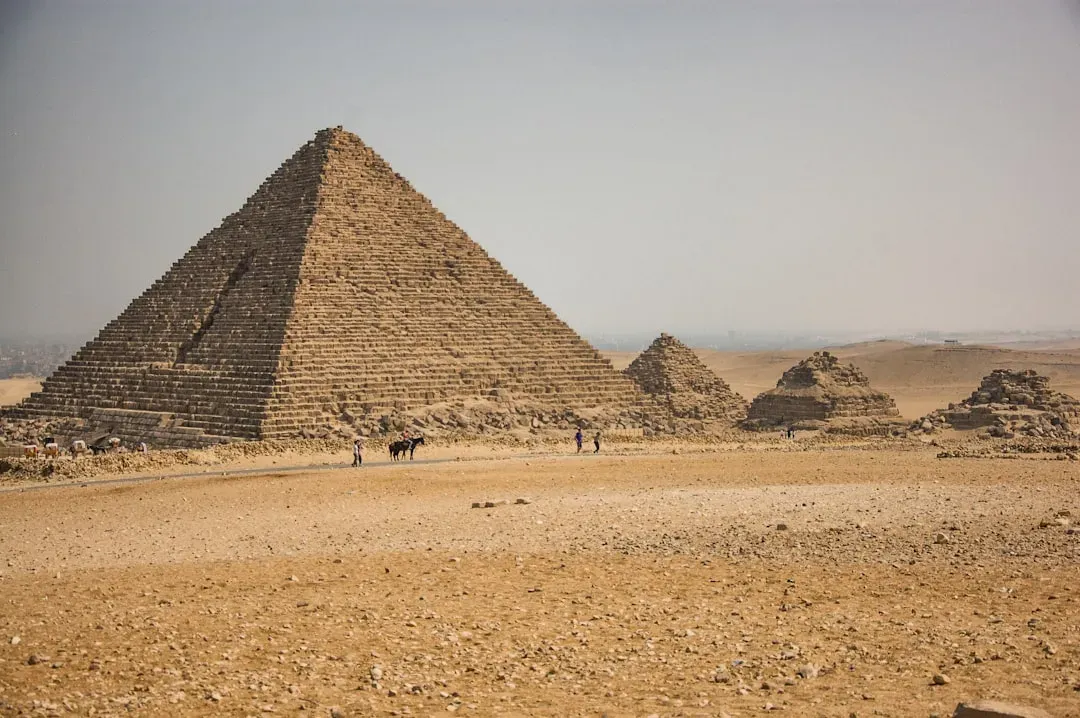 #1 – The Great Pyramid of Giza: Millimeter-Level Ambition In A Stone Mountain (Image Credits: Unsplash)