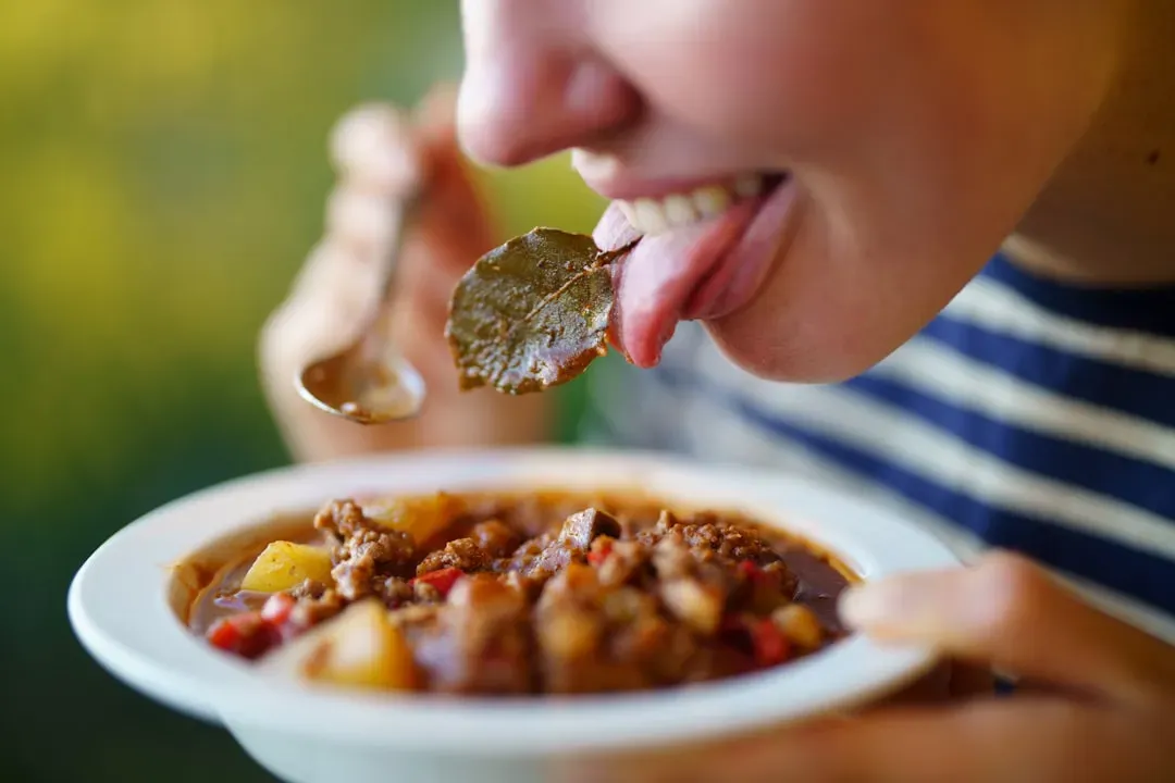 5. Taste Is Mostly Smell (And Your Nose Knows It) (Image Credits: Unsplash)