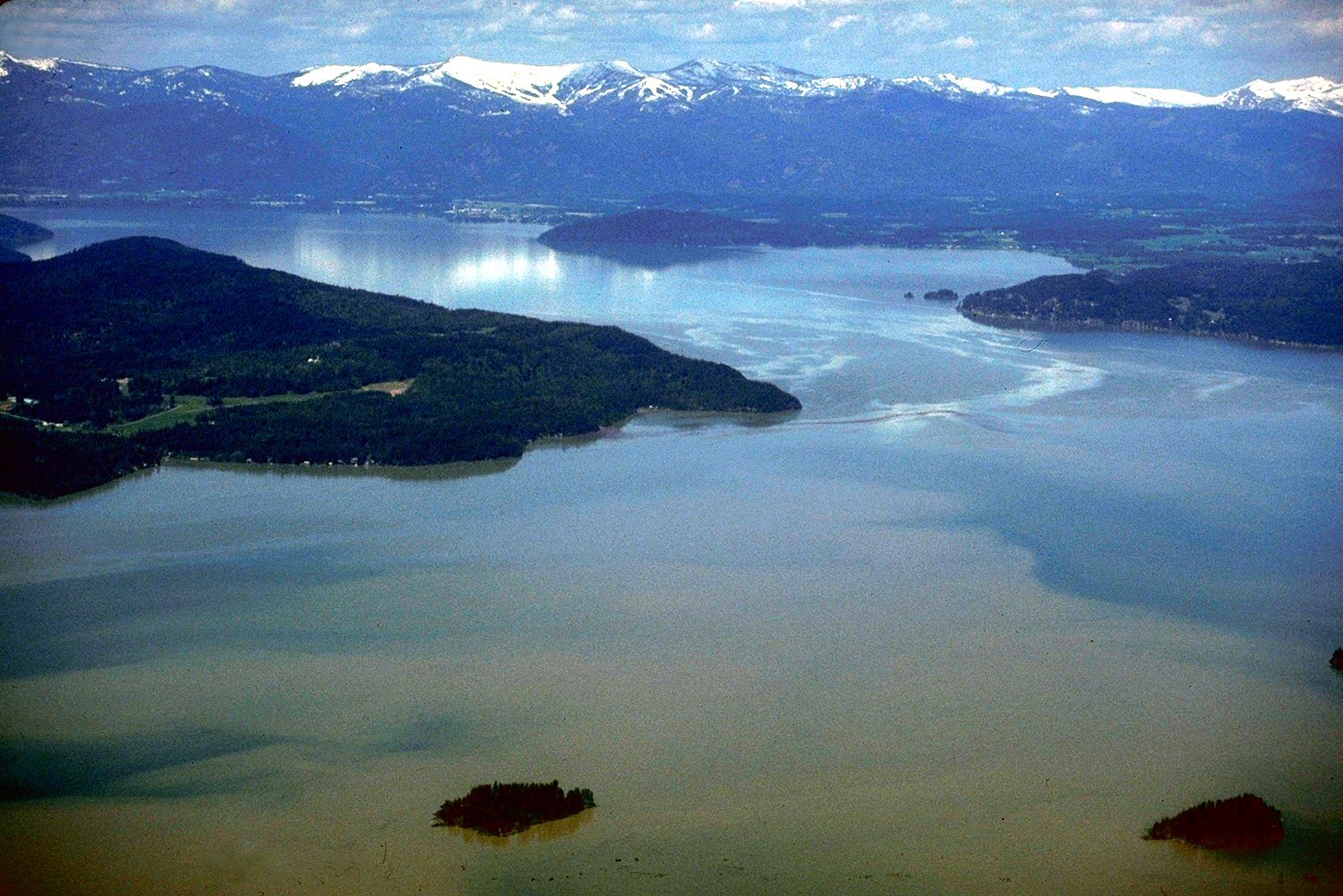 Lake Pend Oreille, Idaho: The Navy's Secret Testing Ground (Image Credits: Wikimedia)