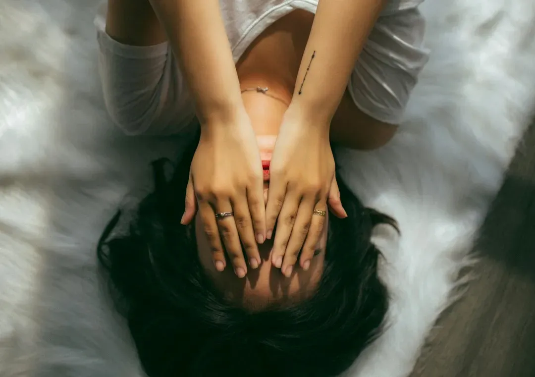 When Healing Goes Wrong: Scars, Chronic Inflammation, and Limits (Image Credits: Unsplash)