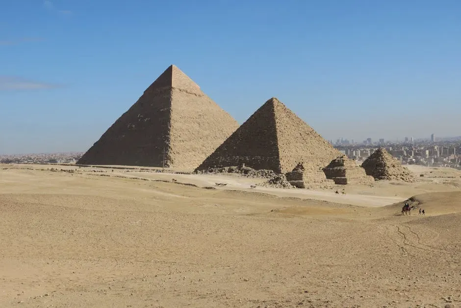 The Great Pyramid of Giza: Precision That Defies Easy Explanation (Image Credits: Pexels)