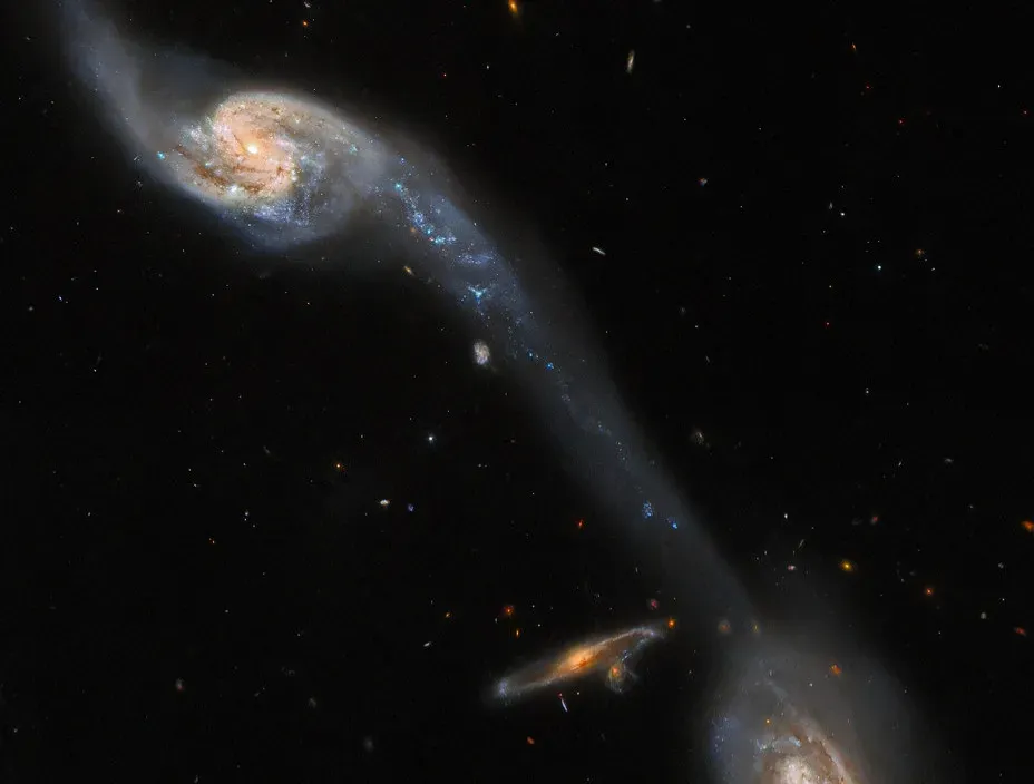 Dark Energy: A Mysterious Force Pushing Space Apart (Image Credits: Flickr)