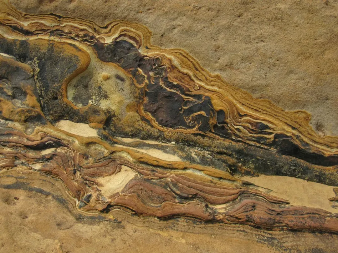 Climate Clues Locked in Ancient River Deposits (Image Credits: Unsplash)