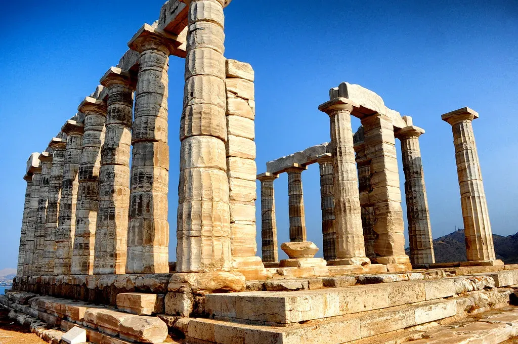 Ancient Engineering: When “Primitive” Builders Outperformed Modern Machines (Image Credits: Flickr)