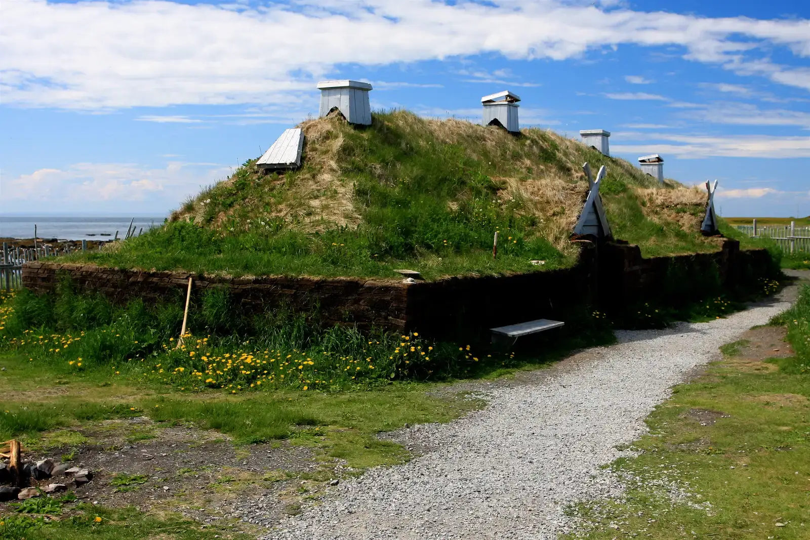 3. Norse Settlements In North America (By TravelingOtter, CC BY-SA 2.0)