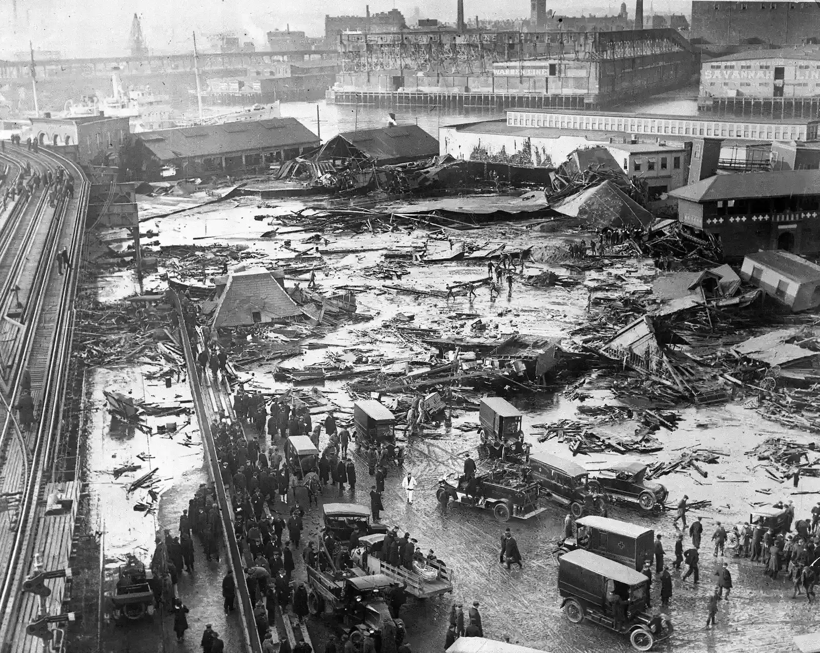 3. A River of Molasses Once Tore Through a City (By BPL, Public domain)