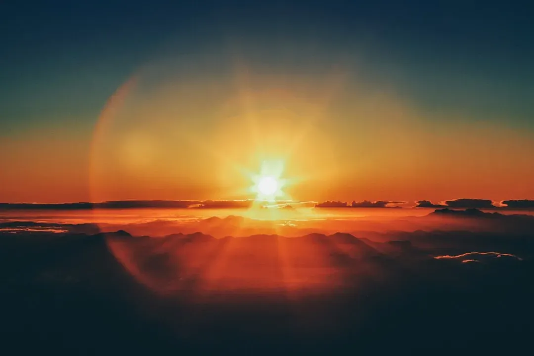 #2 The Sun Disk: Circles With Radiating Lines Everywhere (Image Credits: Unsplash)
