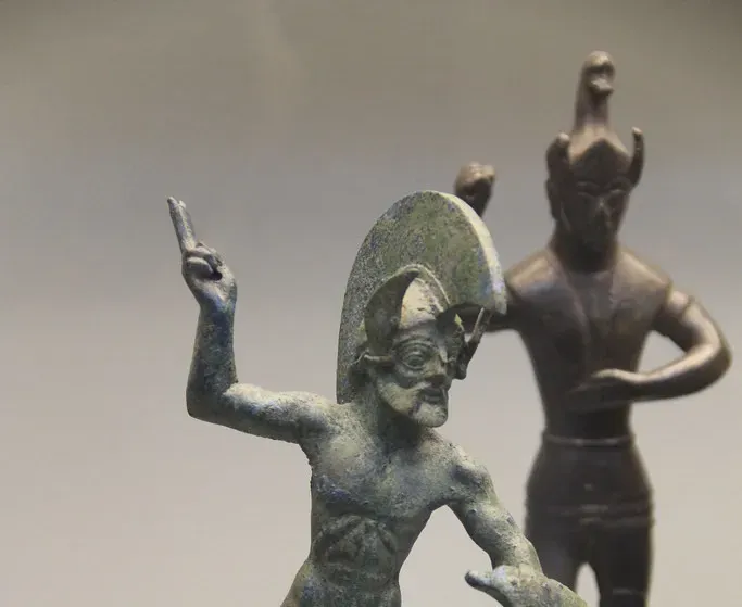 #3 - The Met Displayed Fake Etruscan Warriors for Nearly 30 Years (Image Credits: Flickr)