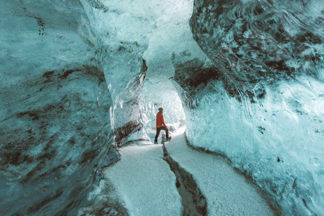 The Secret Underground Laboratory Where Ancient Life Awakens (Image Credits: Unsplash)