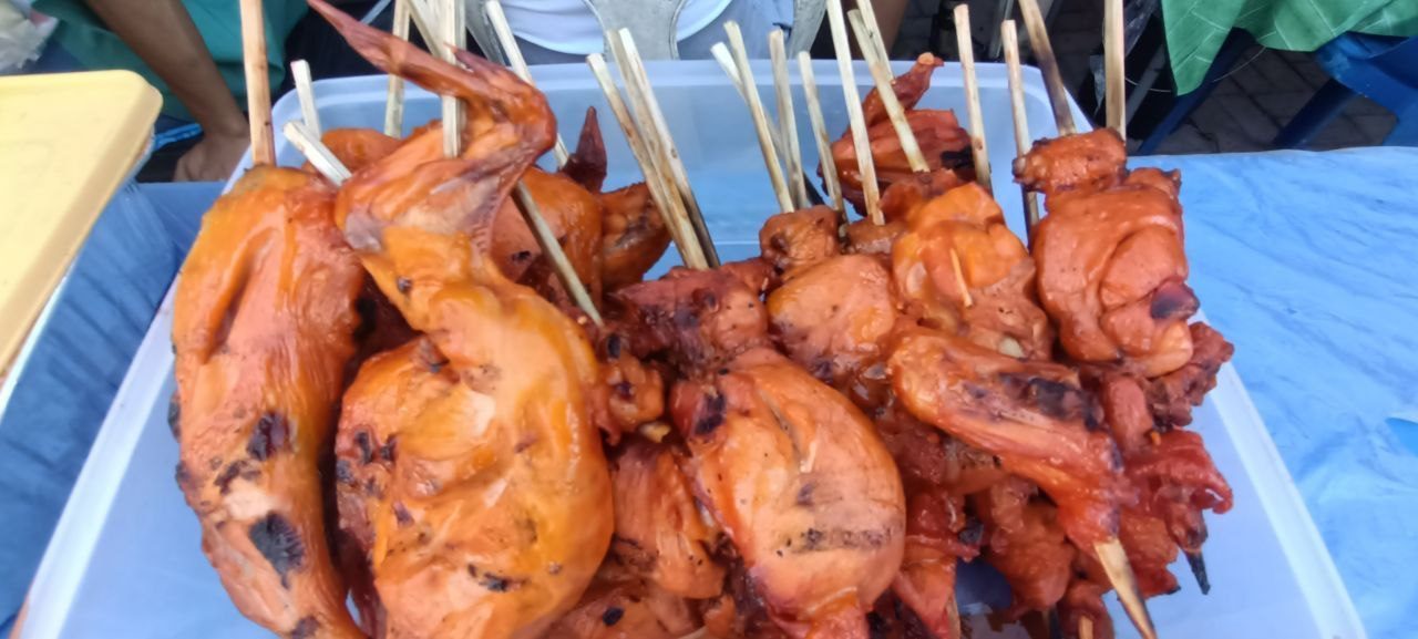 Frozen Chicken Wings That Rival Restaurant Quality (Image Credits: Wikimedia)