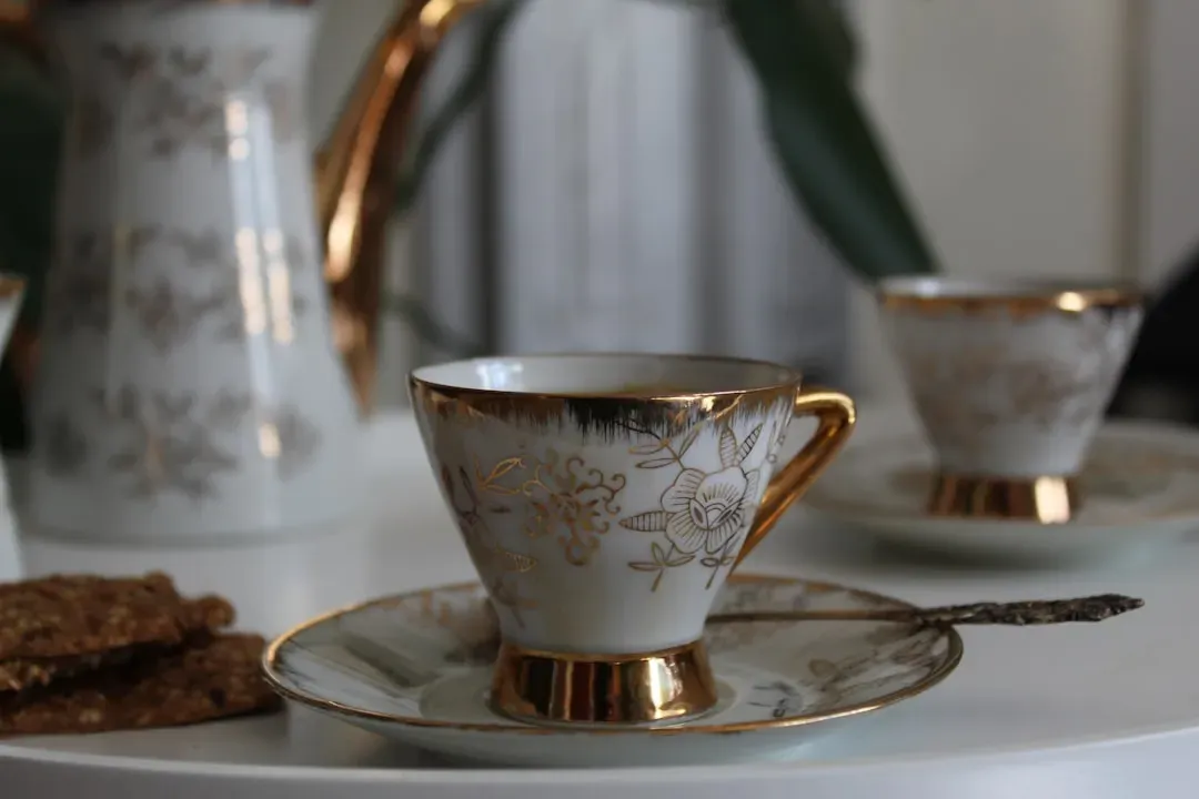 Spode Stafford White (Image Credits: Unsplash)