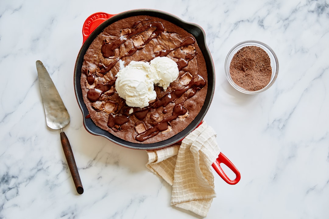Serving Platter and Home Decor Piece (image credits: unsplash)