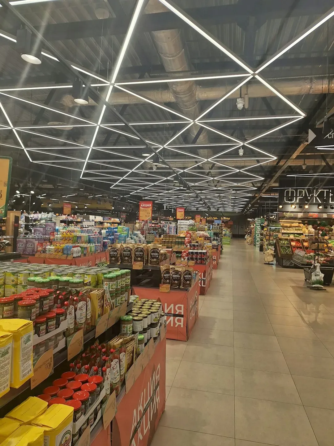 3. The Store Layout Is a Deliberate Maze (Image Credits: Unsplash)