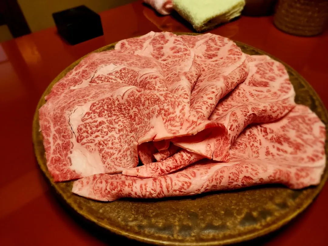 7. Wagyu Beef with Matsutake Mushroom: Japan's Most Luxurious Pairing (Image Credits: Unsplash)
