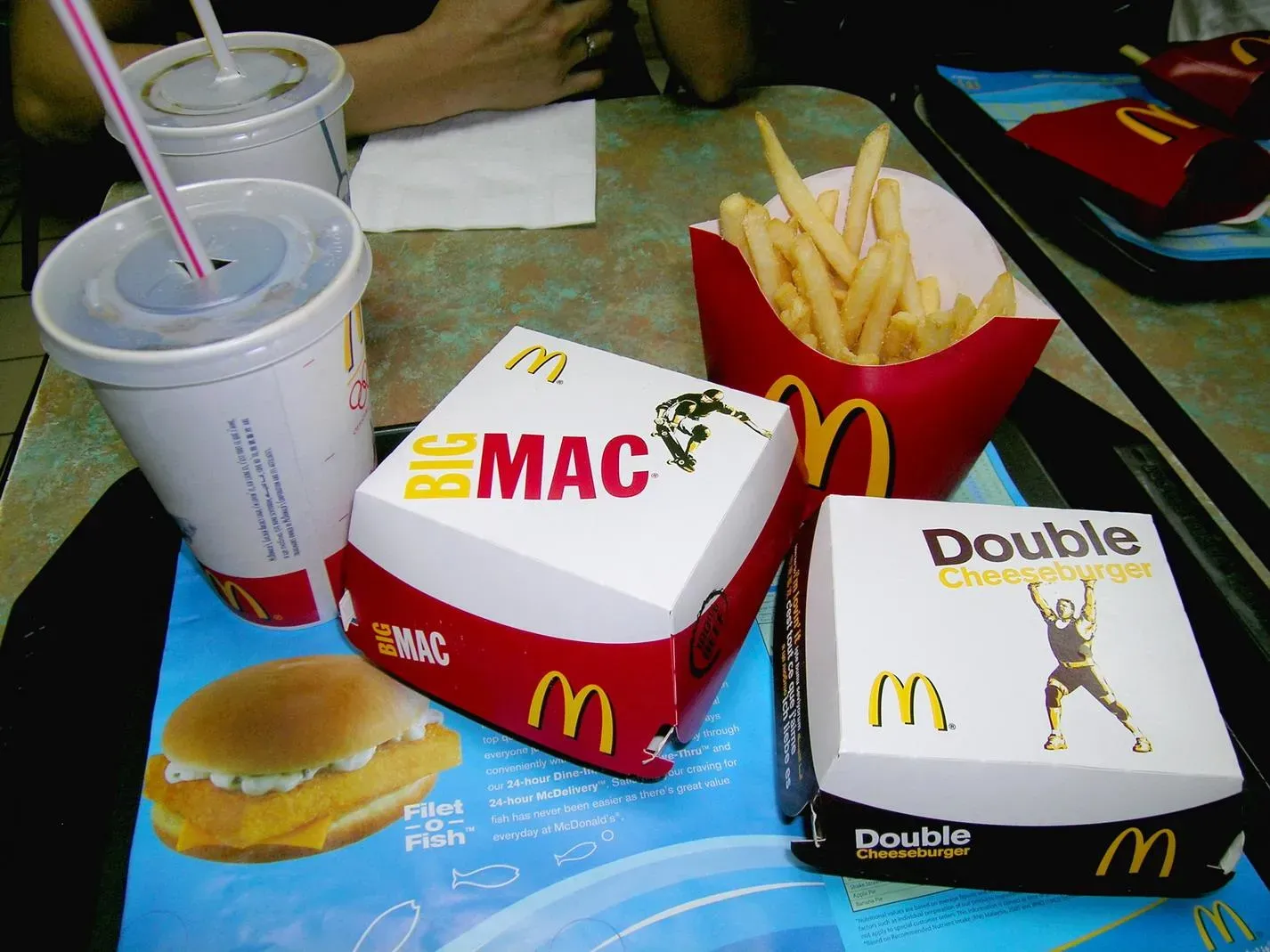 1. McDonald's Big Mac: The Burger That Launched a Thousand Complaints (Flickr - https://www.flickr.com/photos/59247791@N08/5505407364, CC BY-SA 2.0)