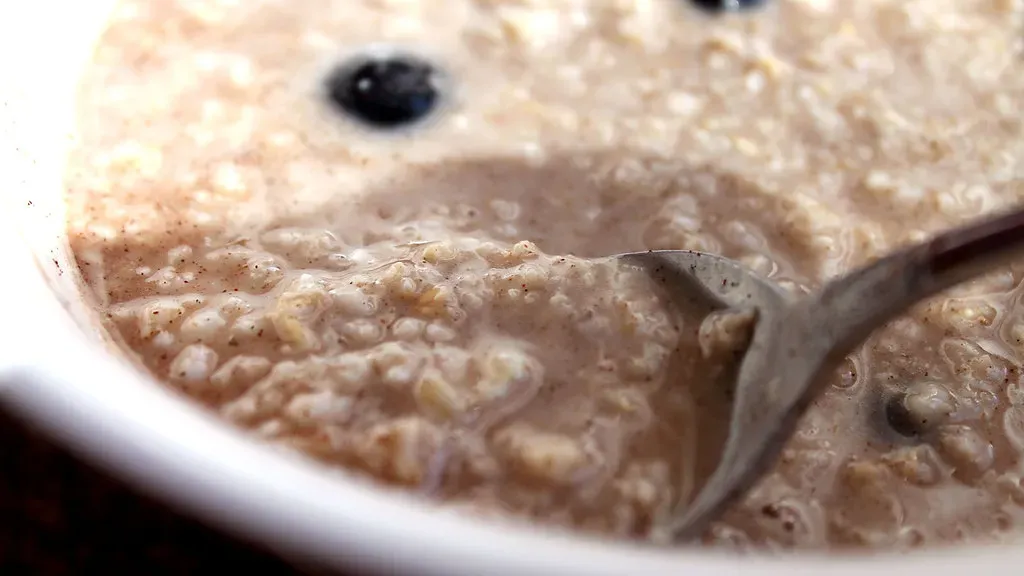 8. Oatmeal (Image Credits: Flickr)