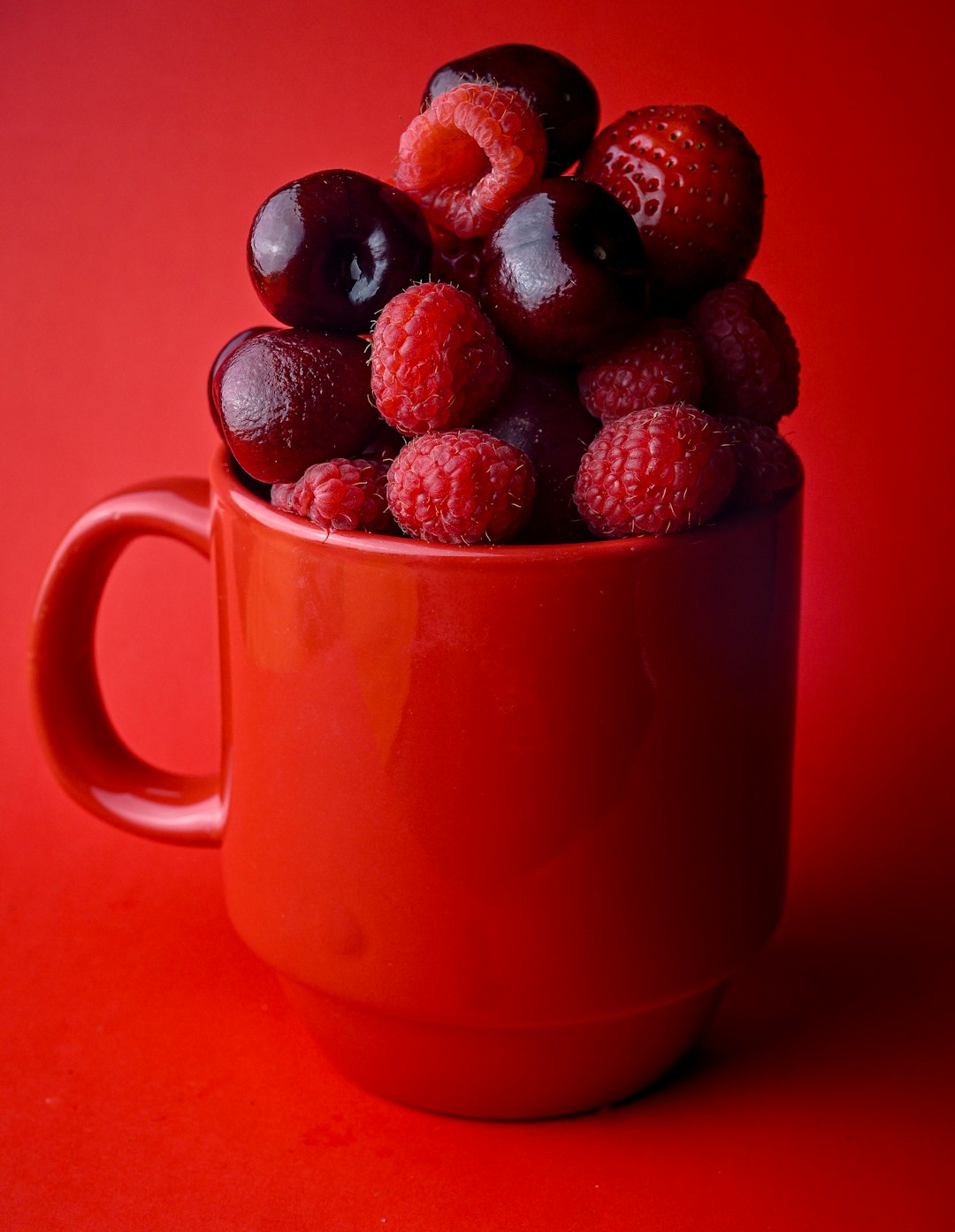 The Fruit-Forward Berry Blast That's Surprisingly Sophisticated (image credits: unsplash)