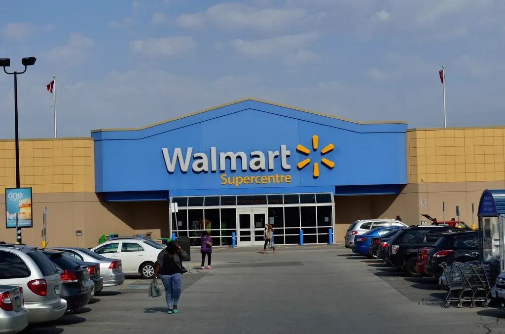 The Theft Problem That Forced Walmart's Hand (Image Credits: Rawpixel)