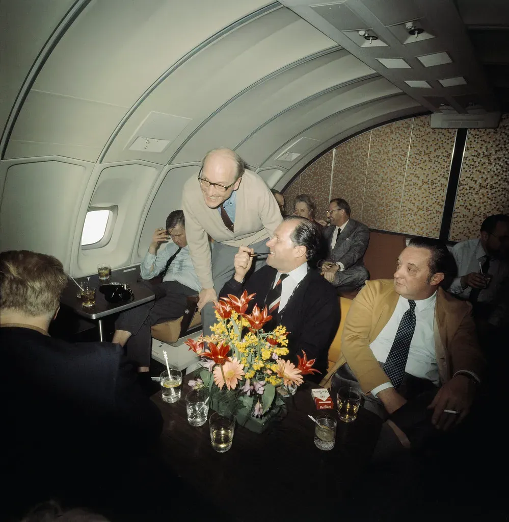 Spacious Upper Deck Lounges for Socializing (Image Credits: Flickr)