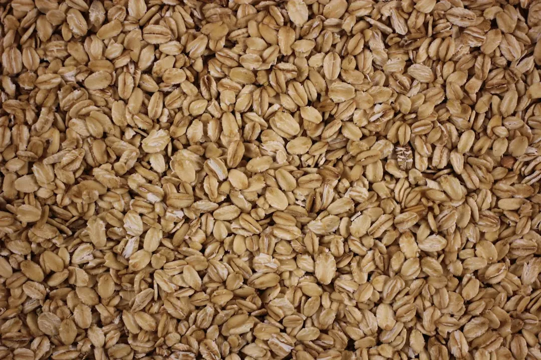 Whole Grain Oats: Heart-Healthy Breakfast Champion (Image Credits: Unsplash)