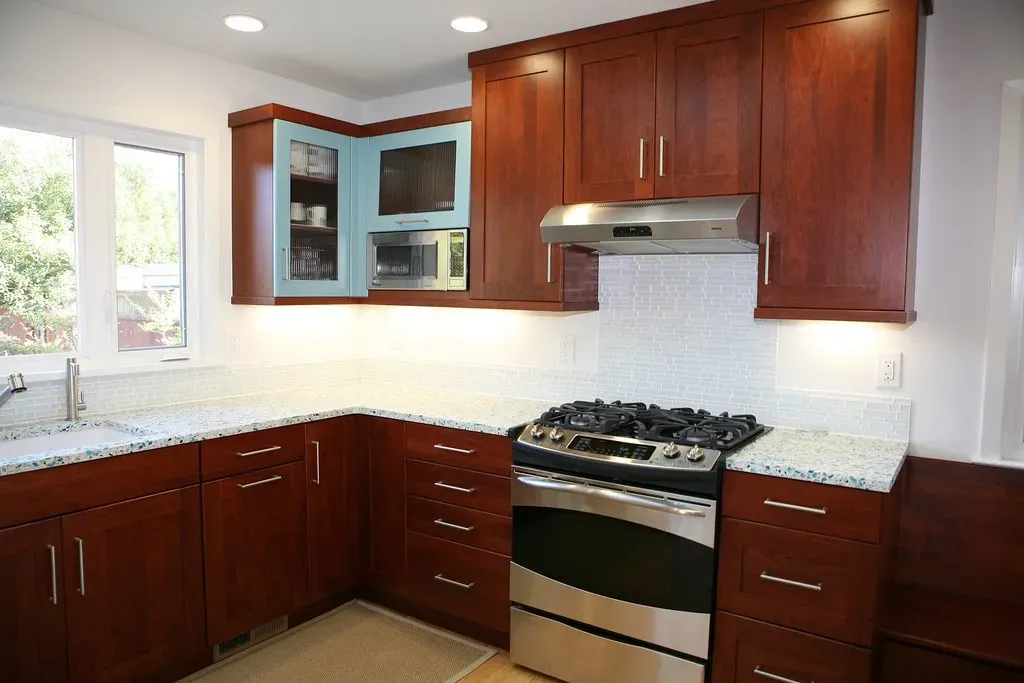 3. The Range: Price Does Not Equal Performance (shannondemma, Flickr, CC BY 2.0)