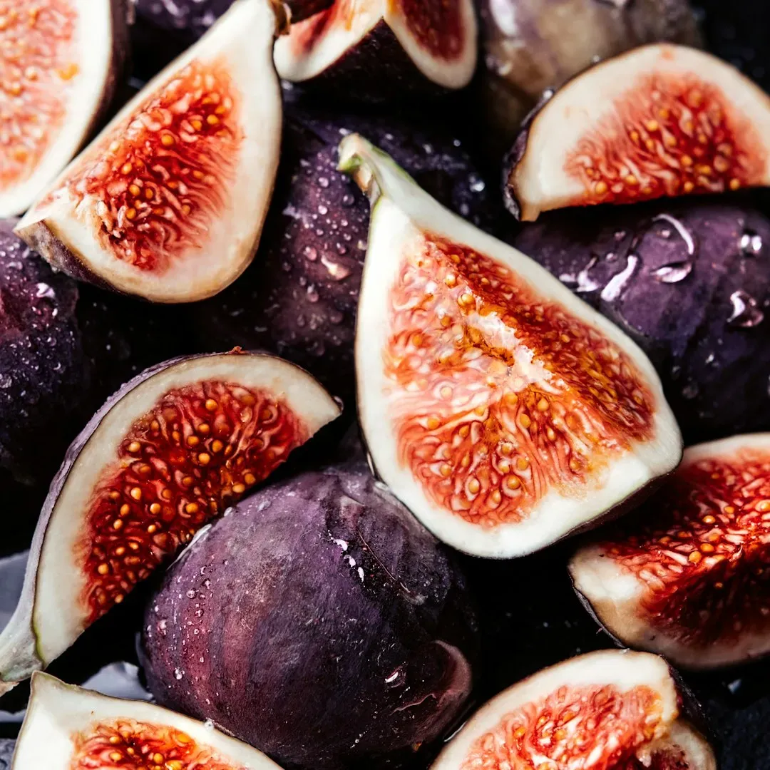 7. Figs (Image Credits: Unsplash)