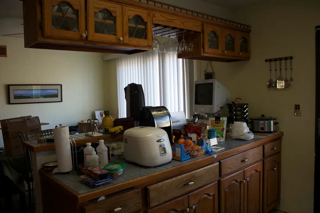 11. Countertop Appliance Clutter (ewen and donabel, Flickr, CC BY 2.0)
